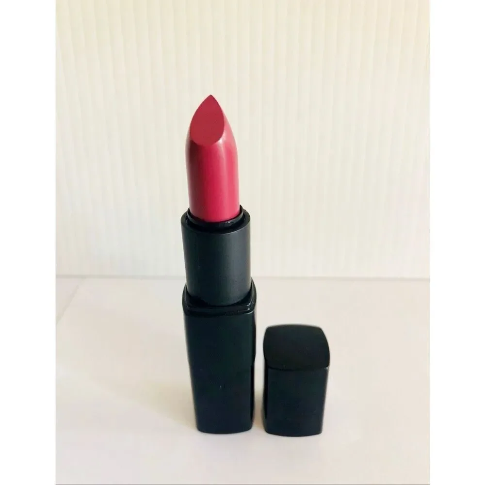 VINCENT LONGO - NWTIB - Silk Velour Lipstick in Mulberry.  Full Size